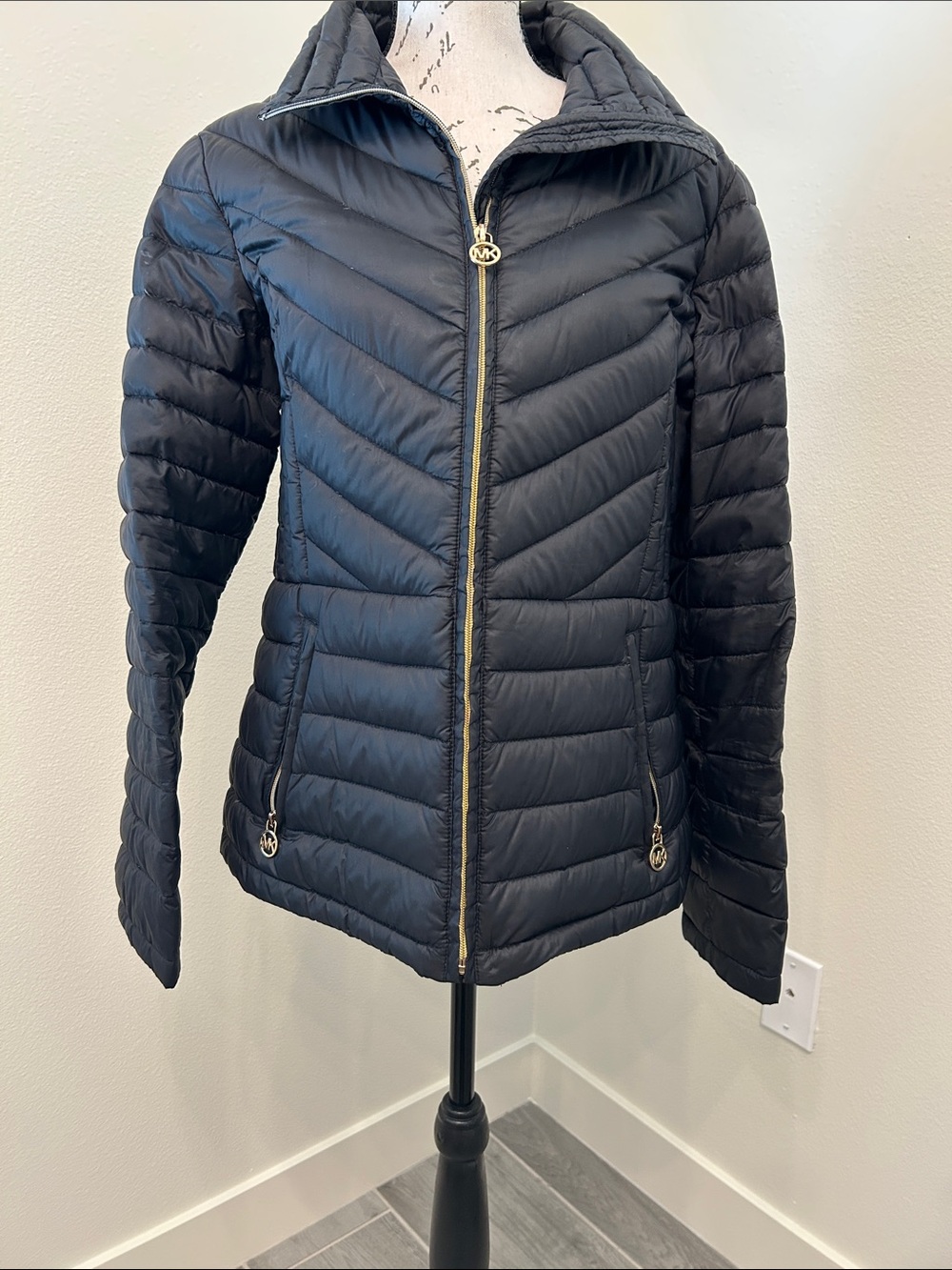 Michael Kors Black Chevron Packable Down Fill Jacket with Gold Zippers